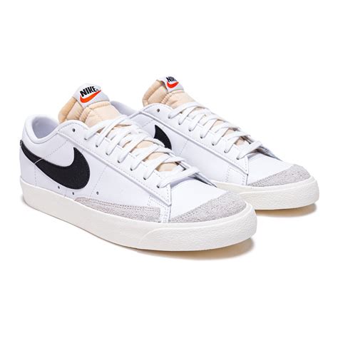 damen nike blazer low|nike low top blazers men's.